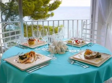 Otel La Calanque